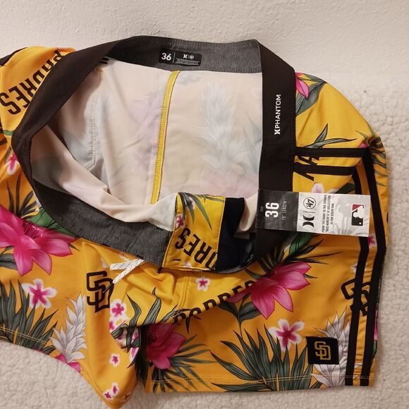 Hurley MLB Swim Trunks SAN DIEGO PADRES Mens Sz 36 Yellow Board Shorts Tropical - Picture 8 of 16